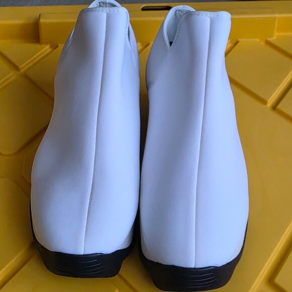 New: IRI WES White LOW TOP SNEAKER